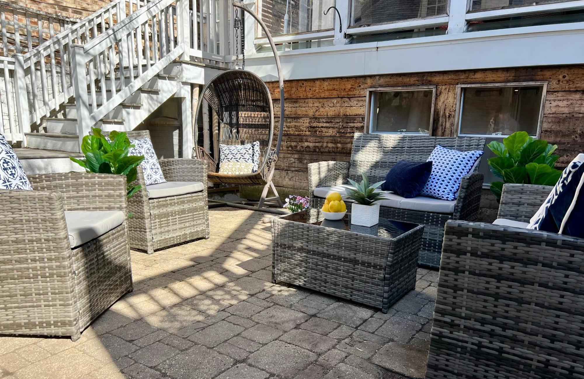 3 Bedroom Spacious Home In Ideal Location W Free Parking Back Yard Pets Welcome Chicago Luaran gambar