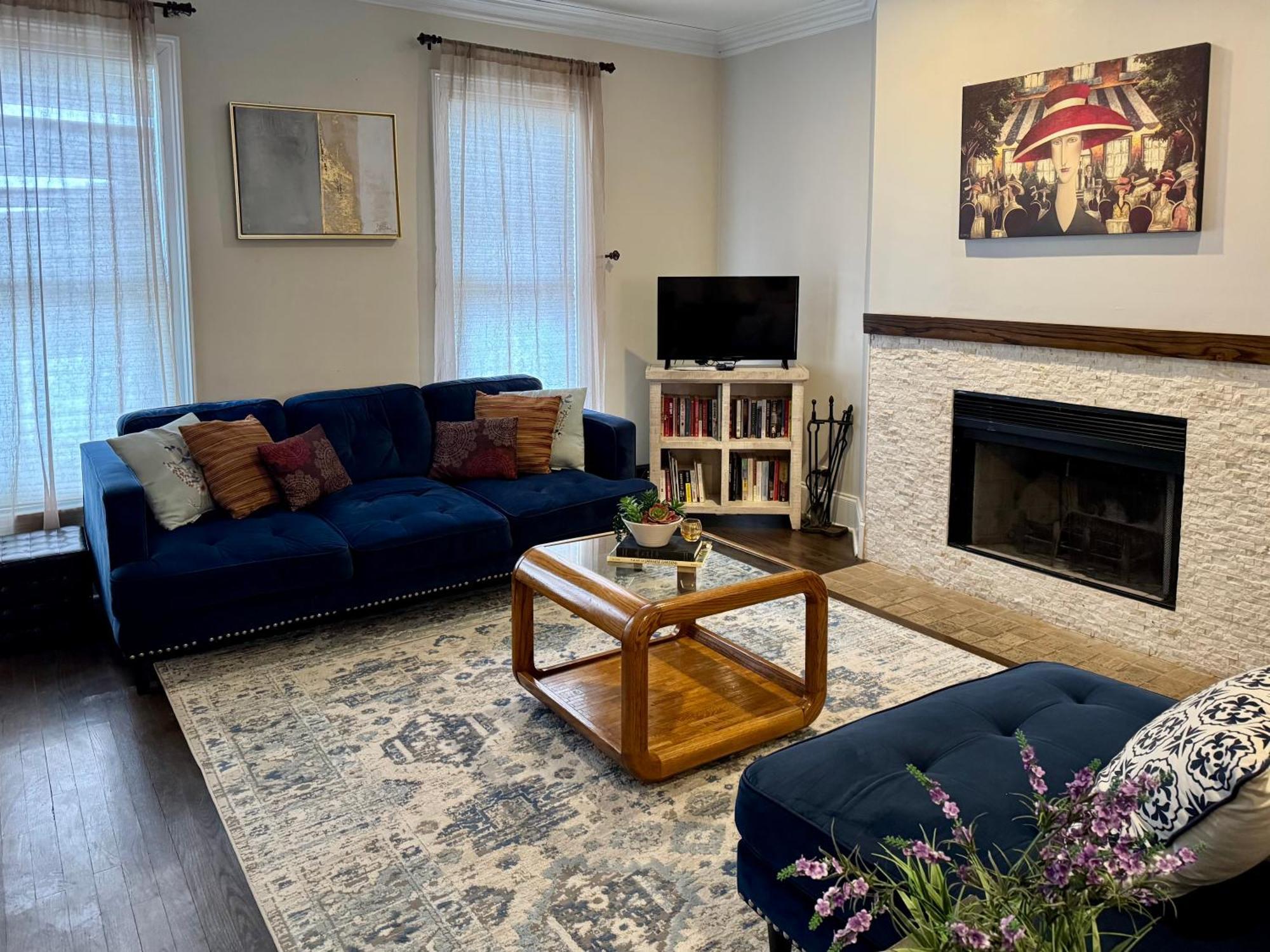 3 Bedroom Spacious Home In Ideal Location W Free Parking Back Yard Pets Welcome Chicago Luaran gambar