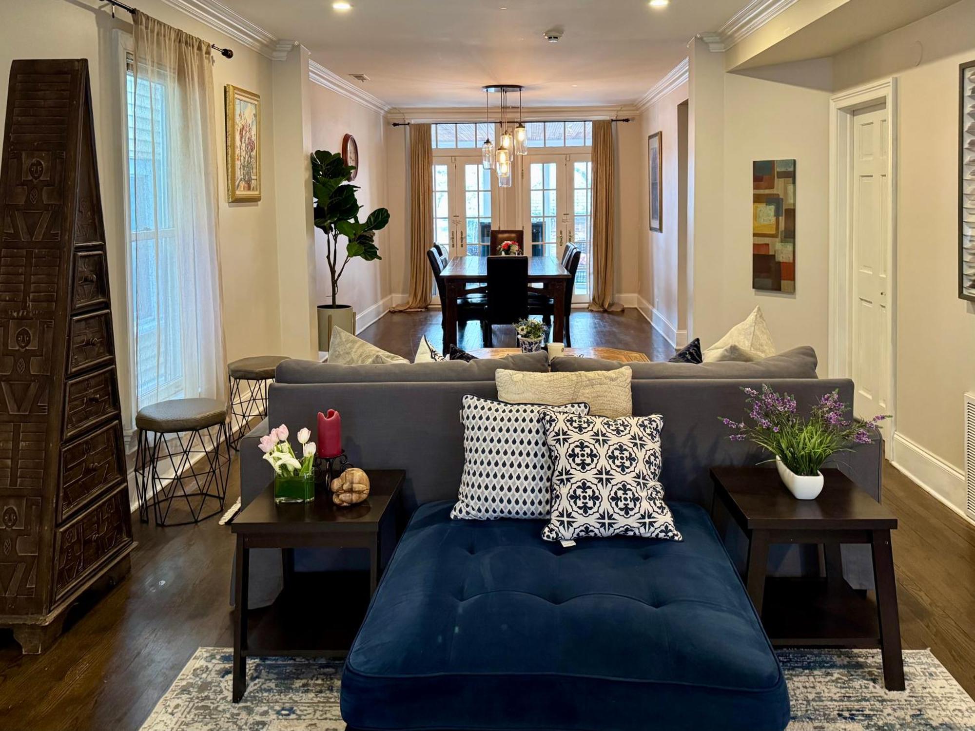 3 Bedroom Spacious Home In Ideal Location W Free Parking Back Yard Pets Welcome Chicago Luaran gambar